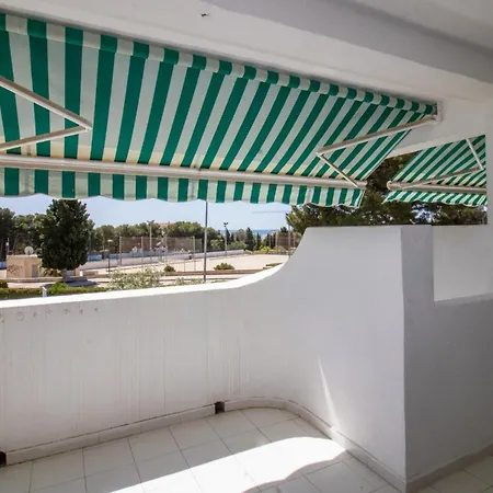 Апартаменты De 3 Y Piscina Fuentes *